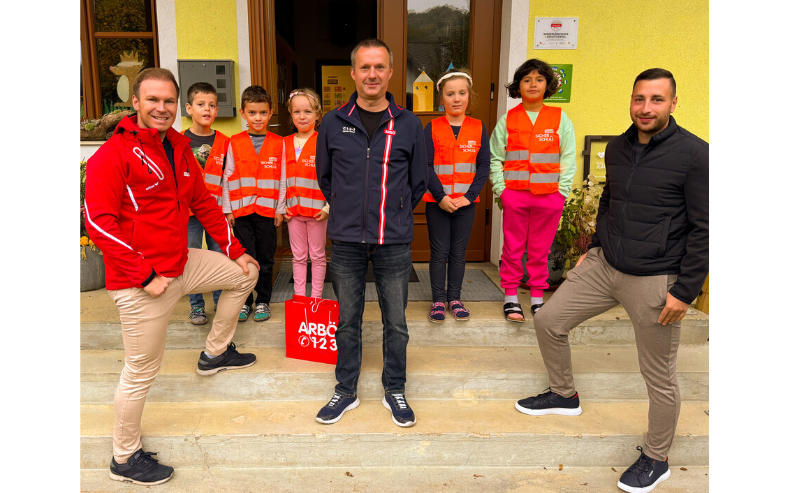 ARBÖ Kinderwarnwesten für unsere Schulanfänger