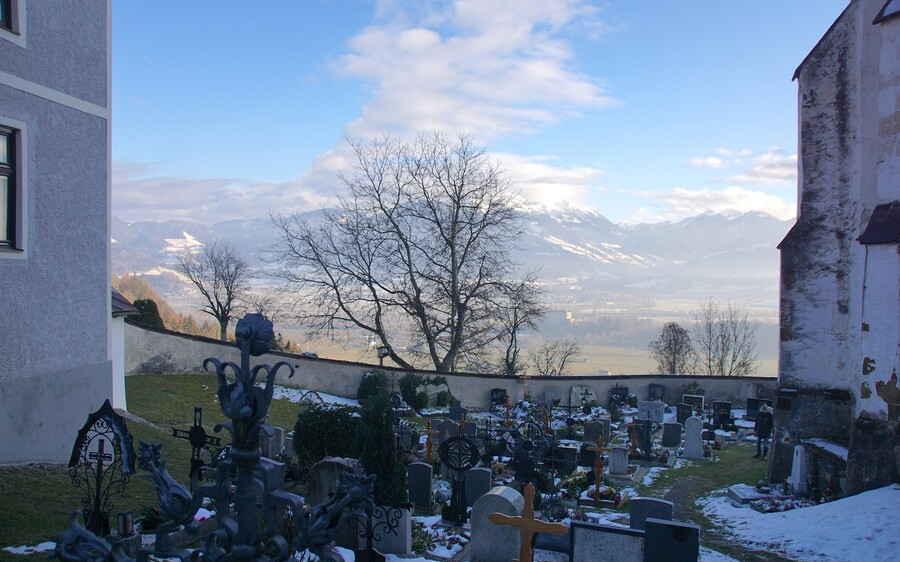 01.11.2024 Allerheiligen Messe mit anschl. Gräbersegnung, Pfarrkirche Pürgg