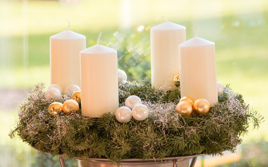 Wortgottesdienst mit Adventkranz-Segnung