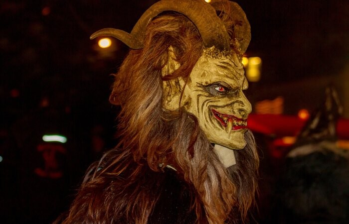 Krampusspiel der Raumberger Höllenteufel