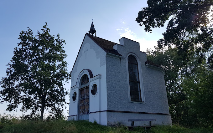 Maiandacht der KFB und Goldhaubengruppe bei der Altzinger Kapelle